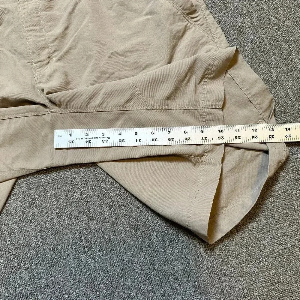 The North Face Khaki Cargo Hiking Outdoor Short in Men's 40